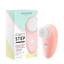 Magnitone London The First Step Compact Cleansing Brush - Pink Magnitone London The First Step Compact Cleansing Brush - Pink 1